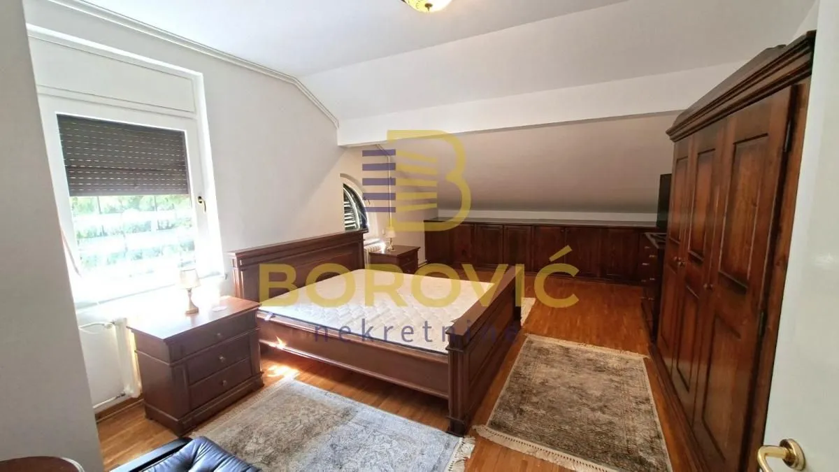 Rent, apartment, 220m², Savski Venac, Beograd