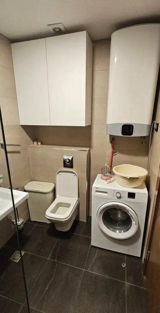 Izdavanje, jednosoban stan, 48m², Ljubović, Podgorica