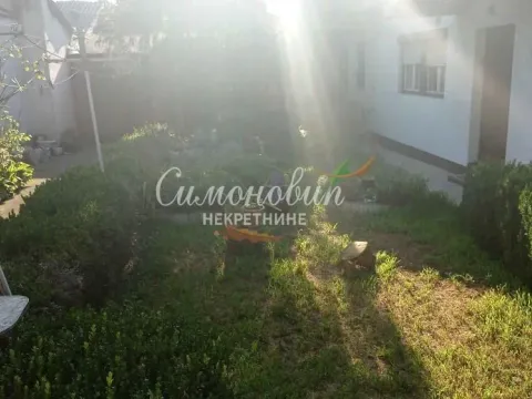 Prodaja, kuća, 187m², Zemun Cara Dušana, Zemun Sve Podlokacije - image 18