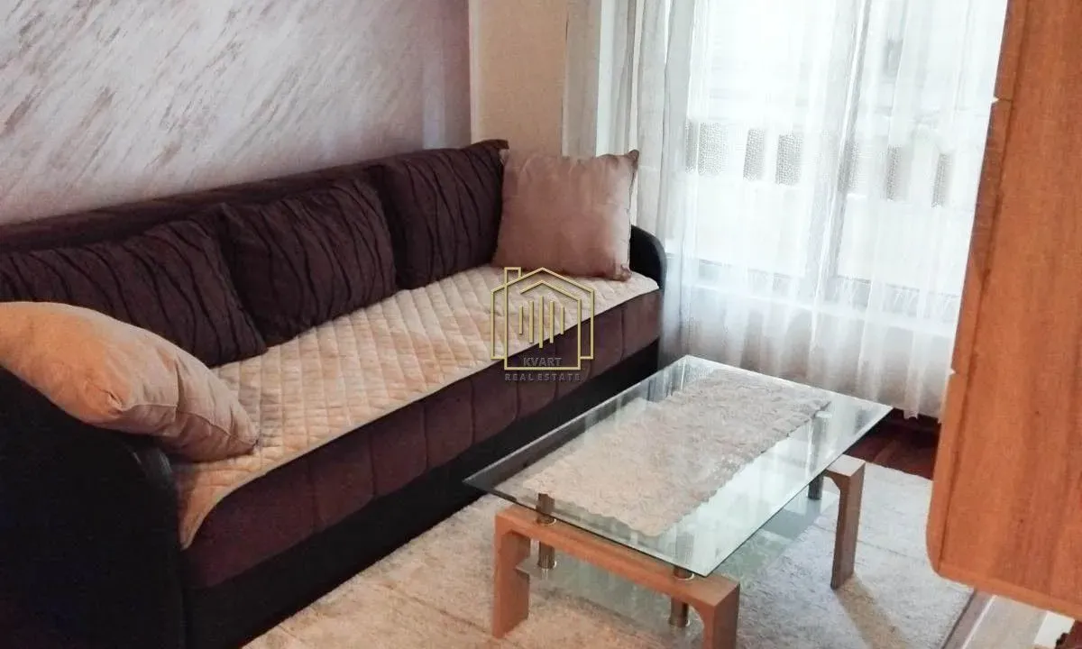 Izdavanje, jednosoban stan, 42m², Podgorica, Crna Gora