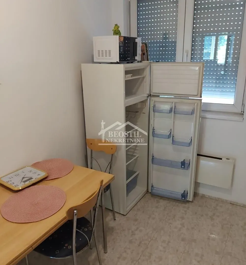 Rent, two bedroom apartment, 46m², Karaburma, Palilula Sve Podlokacije