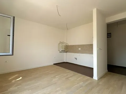 Rent, one bedroom apartment, 38m², Zabjelo, Podgorica - image 2