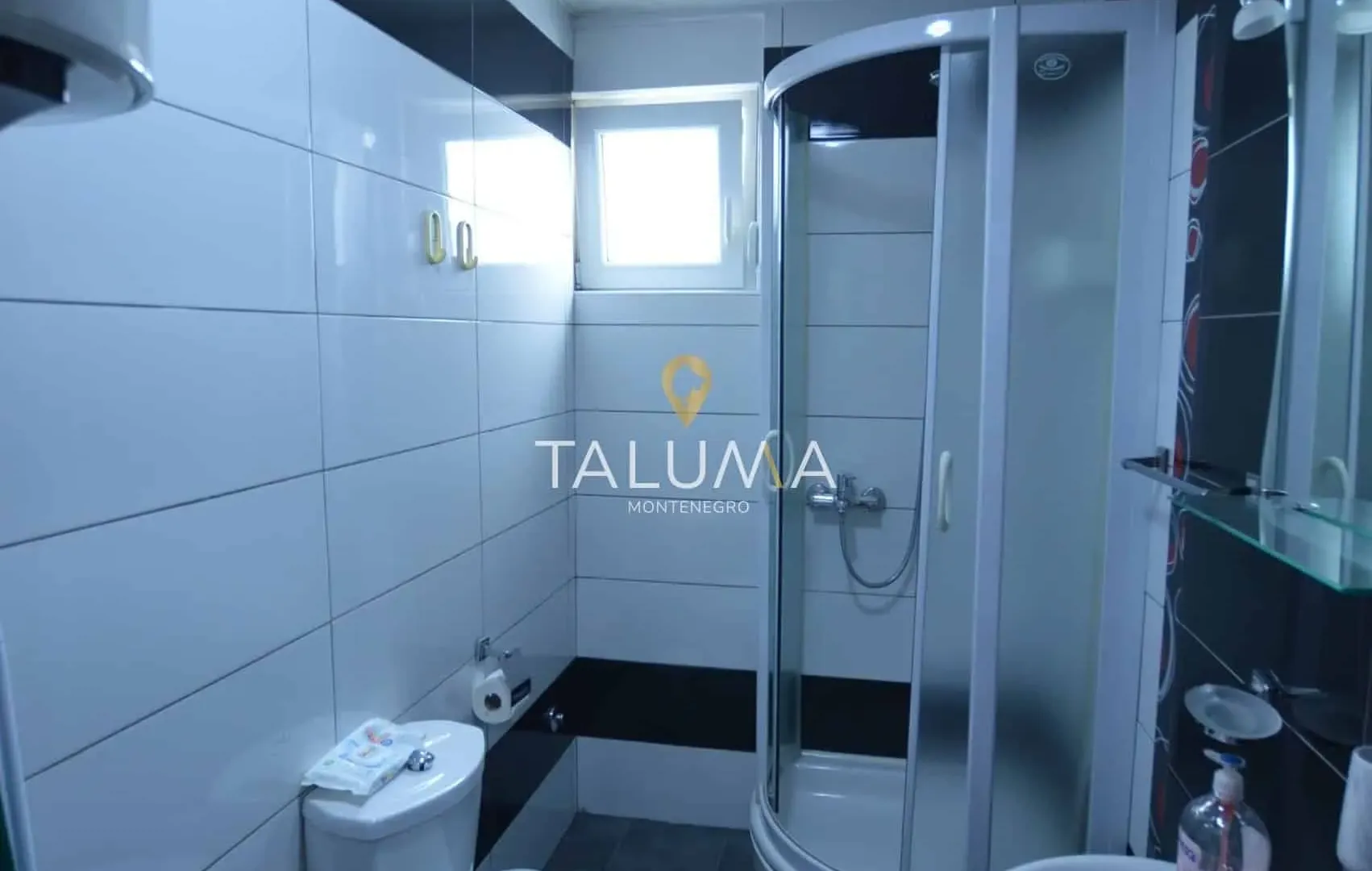 Prodaja, dvosoban stan, 98m², Ljubović, Podgorica