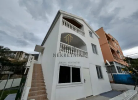 Prodaja,  kuća, 180m2, Ilino, Bar