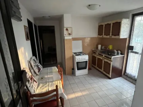 Prodaja, kuća, 200m², Seoce, Budva - image 9