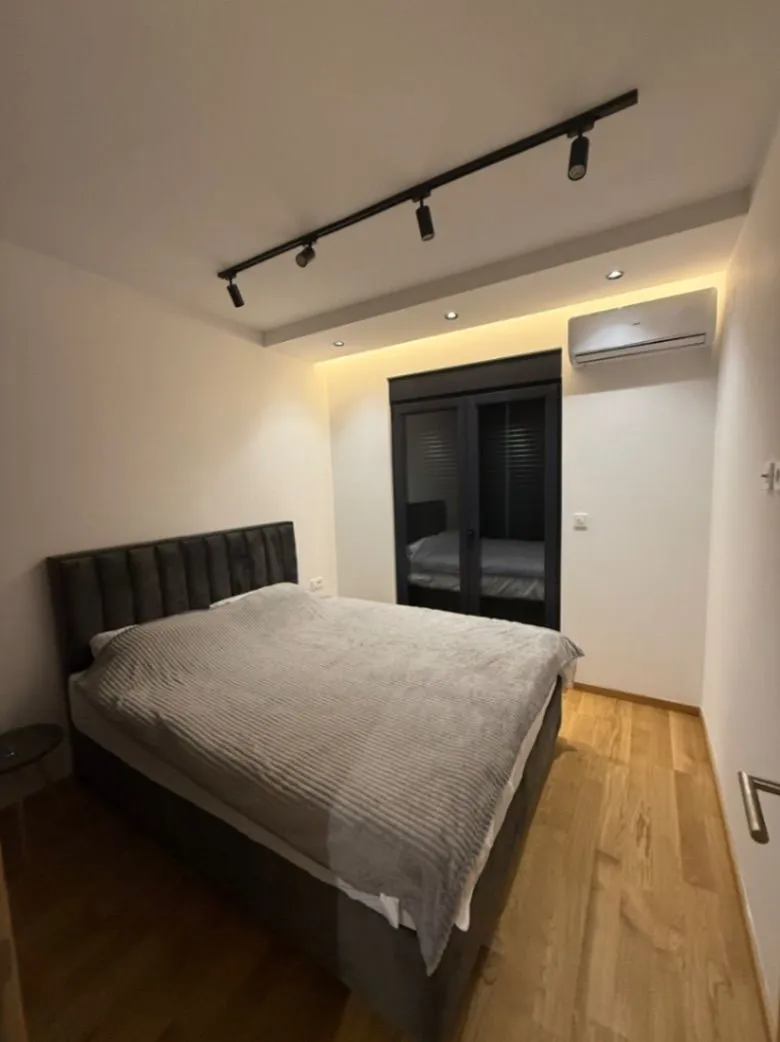 Rent, two bedroom apartment, 56m², City Kvart, Podgorica