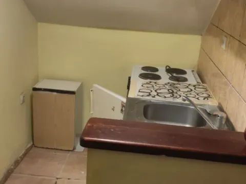 Izdavanje, garsonjera, 22m², Podbara, Novi Sad Sve Podlokacije - image 10
