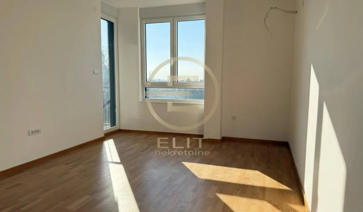 Prodaja, stan, 62m², Adamovićevo Naselje, Novi Sad Sve Podlokacije