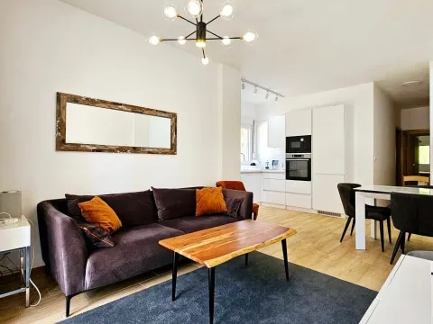 Izdavanje, dvosoban stan, 78m², Budva okolina, Budva - image 2