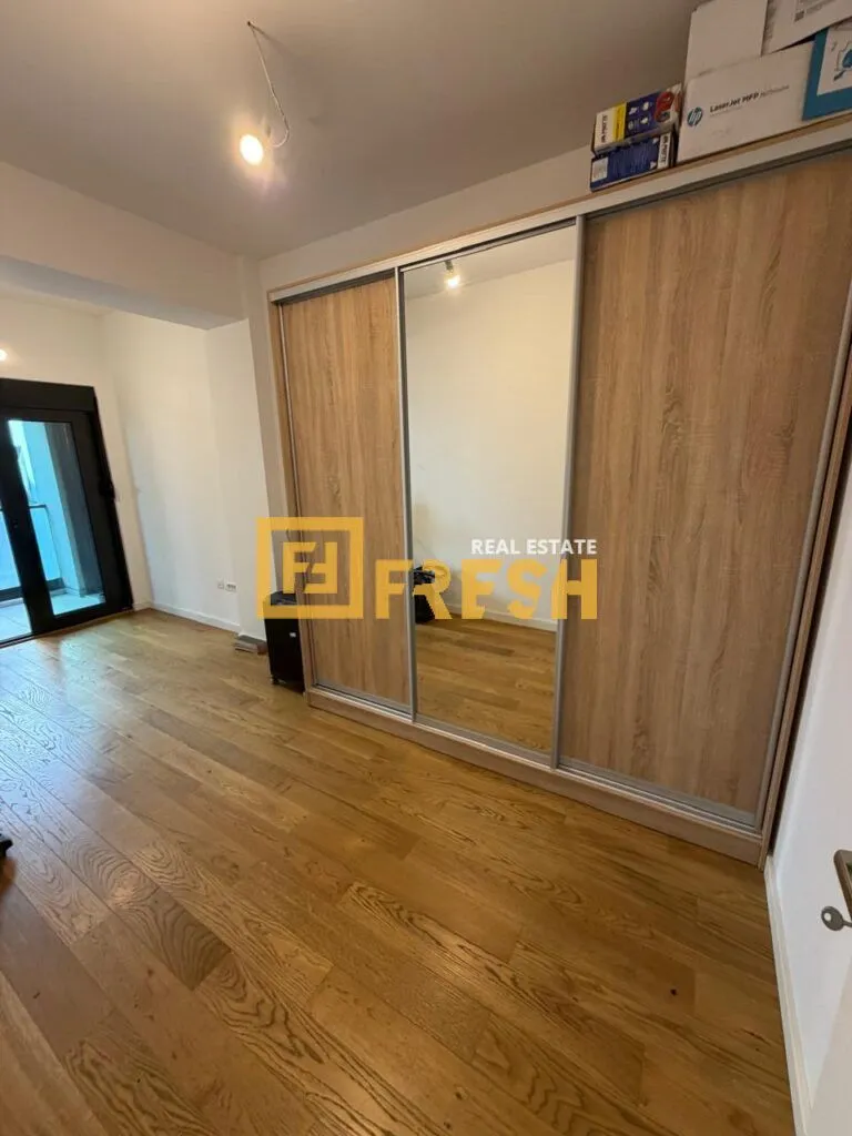 Prodaja, dvosoban stan, 78m², Centar, Podgorica