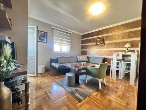 Izdavanje, dvosoban stan, 51m², City Kvart, Podgorica - image 8