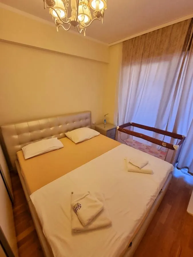 Rent, three bedroom apartment, 134m², Bečići, Budva