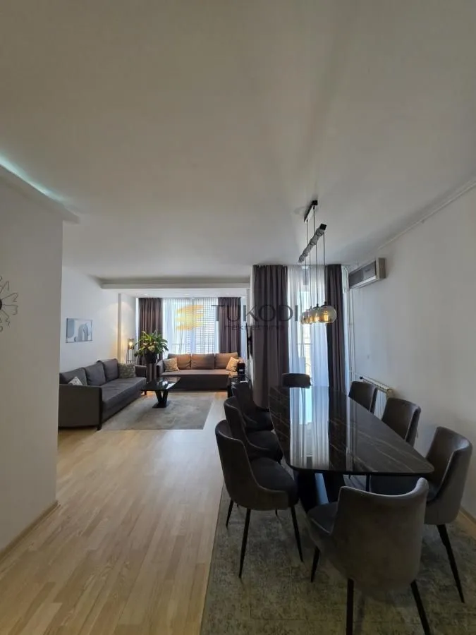 Rent, three bedroom apartment, 85m², Stari Grad, Beograd