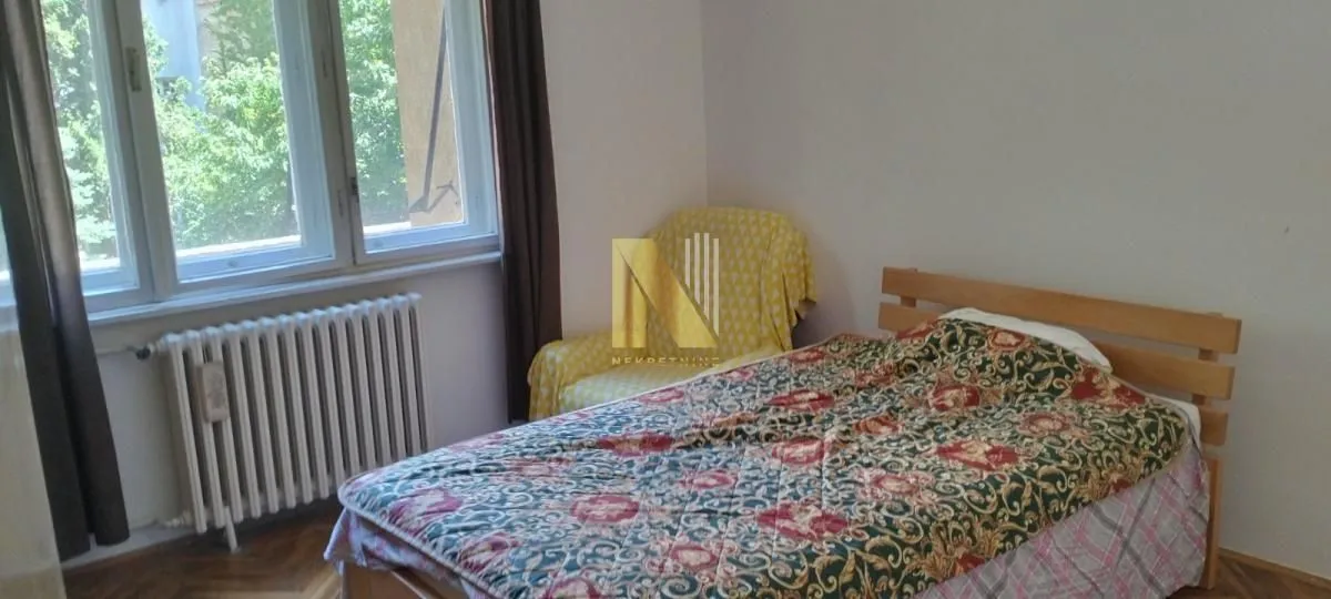 Prodaja, trosoban stan, 69m², Centar, Novi Sad