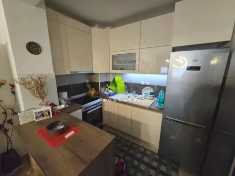 Rent, two bedroom apartment, 59m², Medijana, Niš - image 4