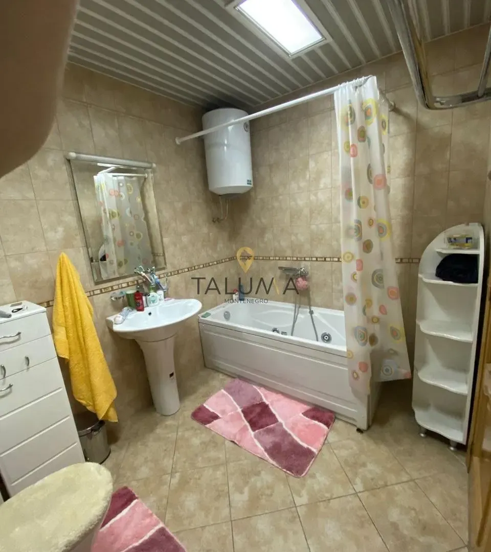 Sale, apartment, 200m², Preko Morače, Podgorica
