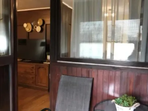 Izdavanje, dvosoban stan, 76m², Blok 5, Podgorica - image 3