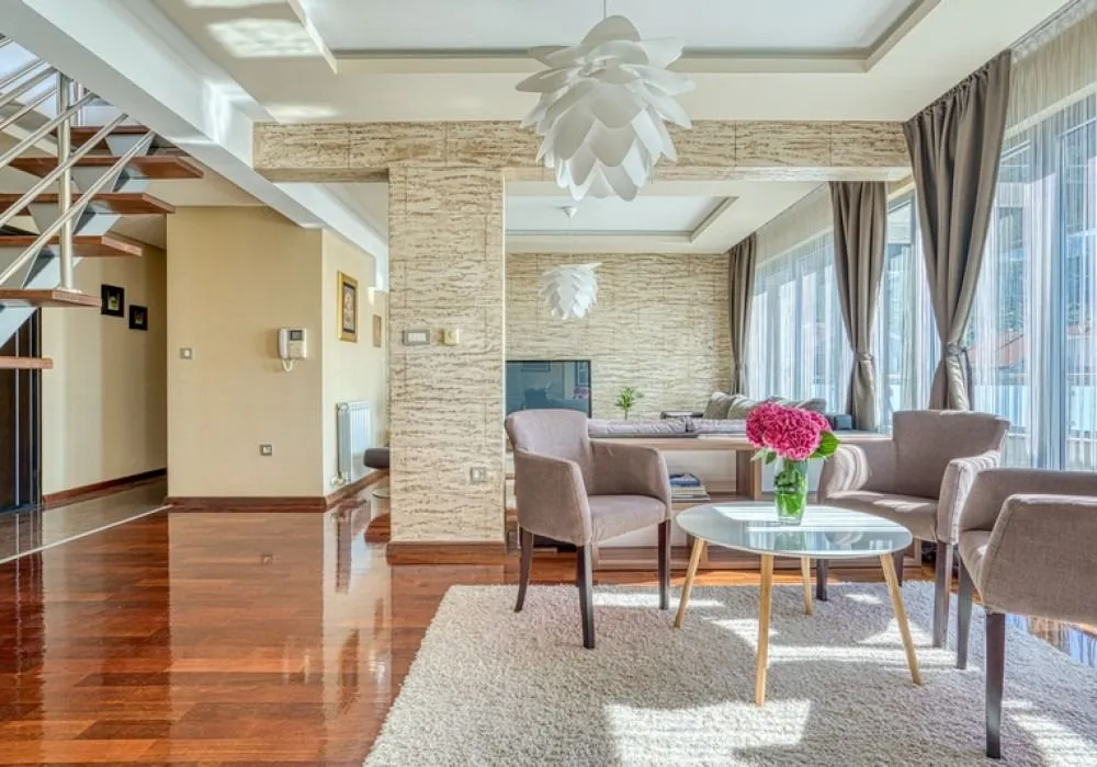 Prodaja, četvorosoban stan, 190m², Rozino, Budva