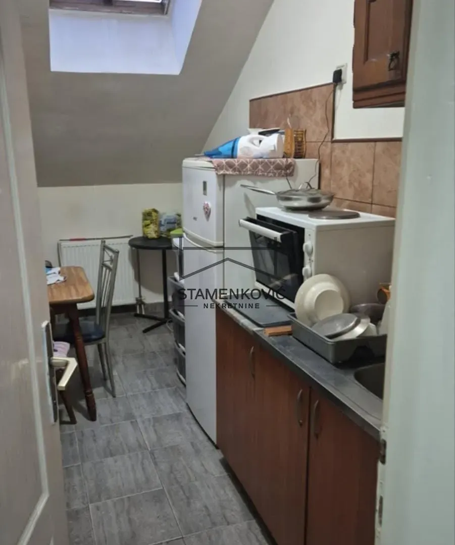 Prodaja, trosoban stan, 80m², Bulevar Oslobodjenja, Novi Sad Sve Podlokacije