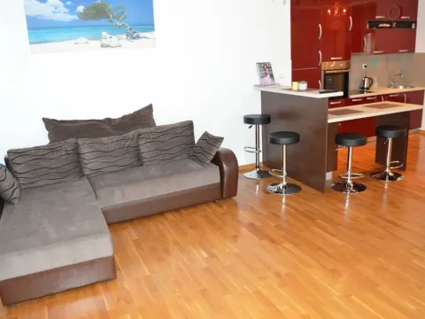 Prodaja, stan, 75m², Rafailovići, Budva - image 9