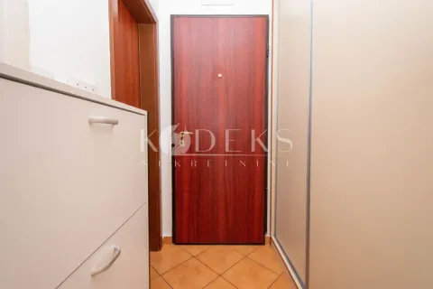 Rent, studio apartment, 27m², Stari Aerodrom, Podgorica - image 5