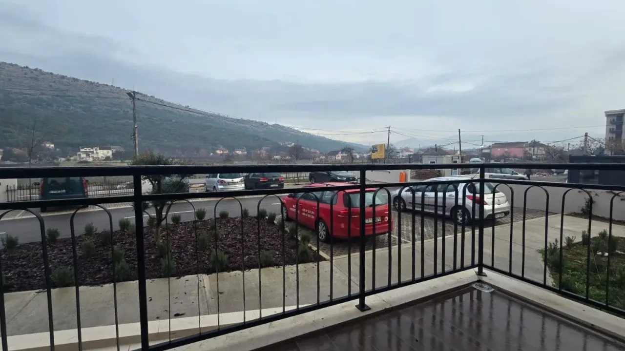 Prodaja, jednosoban stan, 39m², Tološi, Podgorica