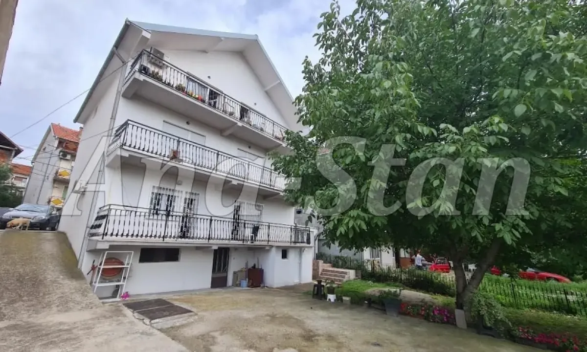 Sale, house, 332m², Kaludjerica, Grocka