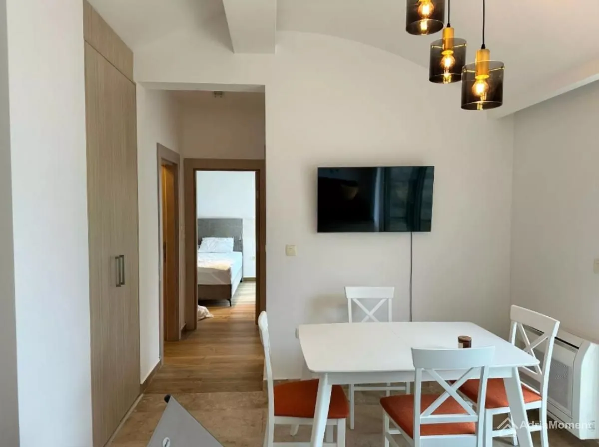 Sale, two bedroom apartment, 69m², Kostanjica, Kotor