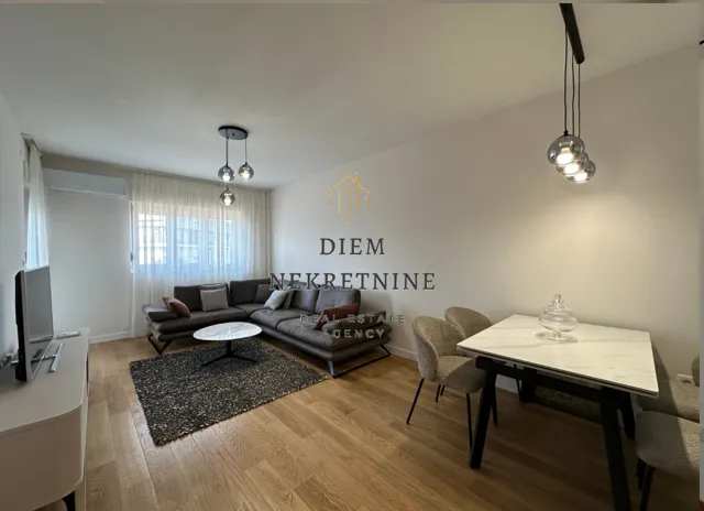 Rent, one bedroom apartment, 49m², Central Point, Podgorica