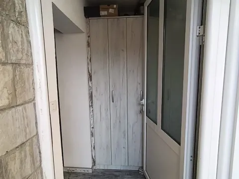 Izdavanje, jednosoban stan, 36m², Seljanovo, Tivat - image 7