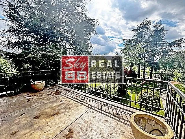 Sale, house, 330m², Čukarica, Beograd