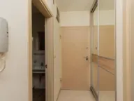 Izdavanje, jednosoban stan, 47m², City Kvart, Podgorica - image 2