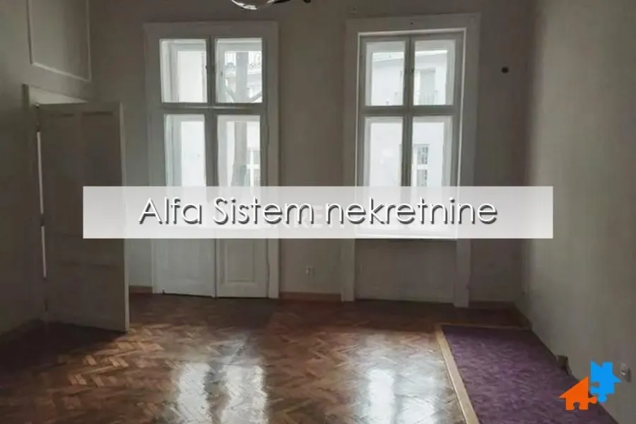 Izdavanje, četvorosoban stan, 120m², Topličin venac, Beograd