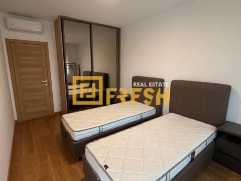 Izdavanje, dvosoban stan, 75m², City Kvart, Podgorica - image 10