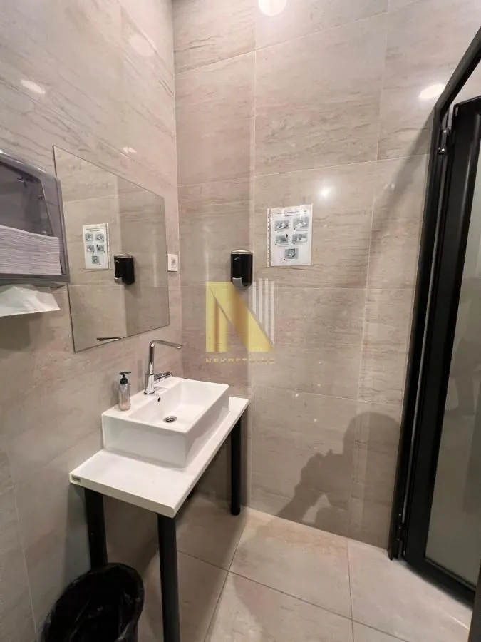 Rent, office space, 1475m², Liman 3, Novi Sad Sve Podlokacije