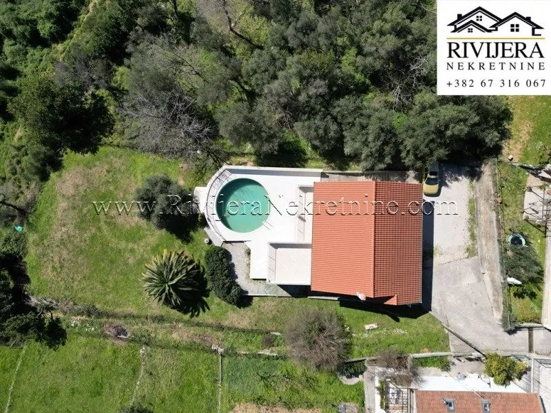 Prodaja, kuća, 212m², Đenovići, Herceg Novi