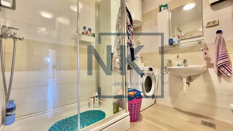 Prodaja, trosoban stan, 78m², Stari Aerodrom, Podgorica
