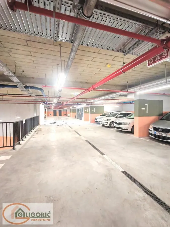 Rent, office space, 103m², Lion, Zvezdara Sve Podlokacije