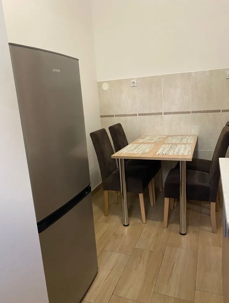Izdavanje, jednosoban stan, 40m², Kavač, Kotor