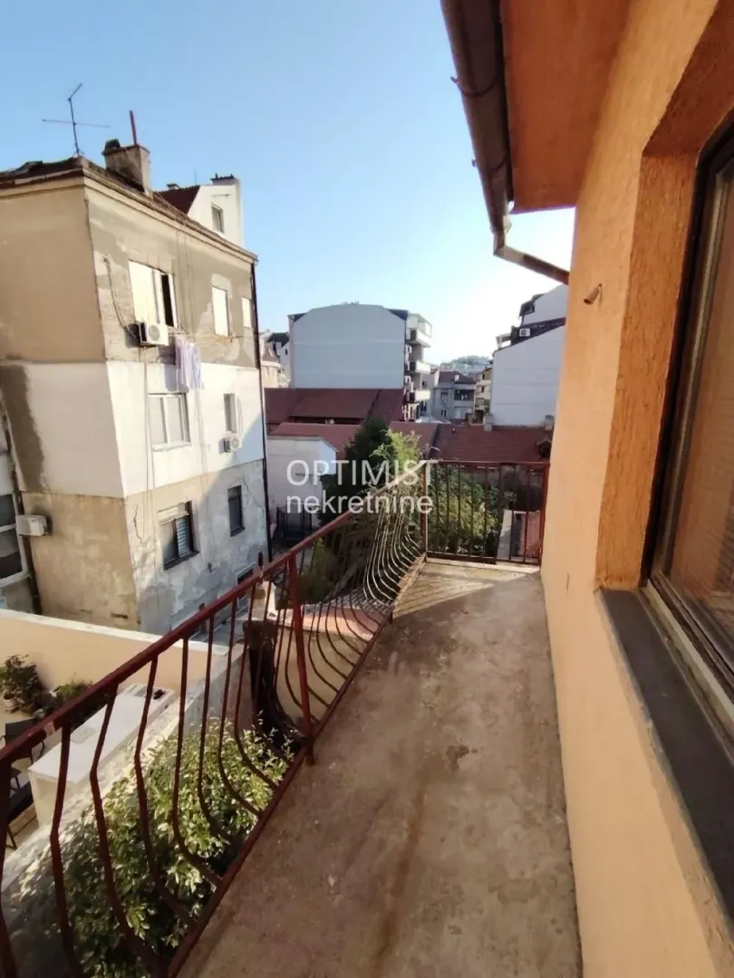 Sale, four bedroom apartment, 100m², Hadzipopovac, Palilula Sve Podlokacije