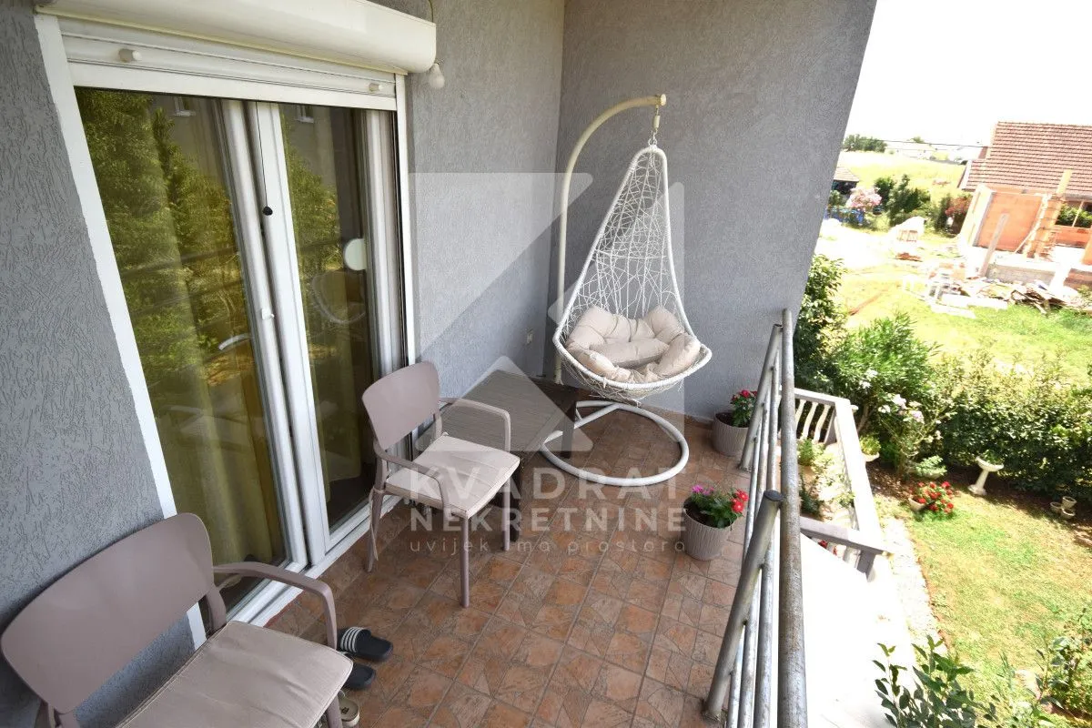 Prodaja, kuća, 220m², Donji Kokoti, Podgorica