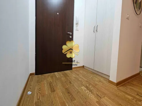 Izdavanje, dvosoban stan, 65m², City Kvart, Podgorica - image 15