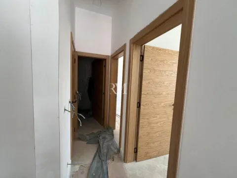 Prodaja, dvosoban stan, 55m², Dobrota, Kotor - image 7