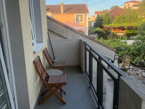 Izdavanje, jednosoban stan, 43m², Momišići, Podgorica - image 4