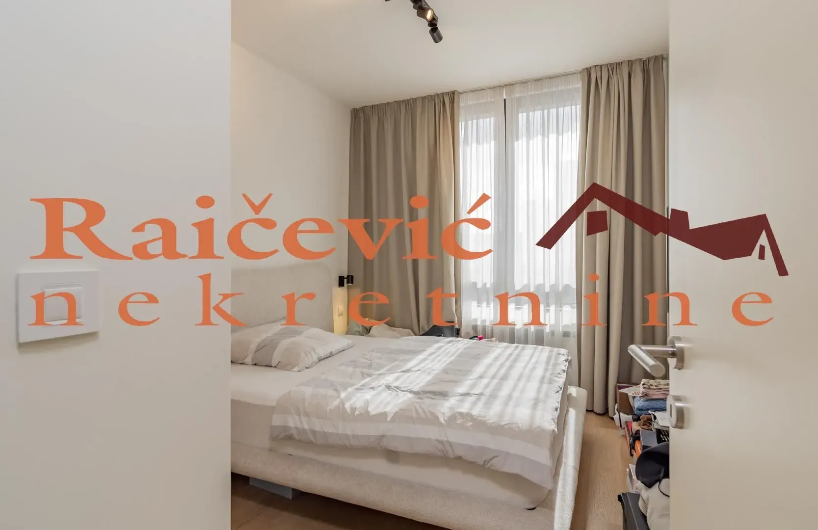 Prodaja, trosoban stan, 74m², Savski Venac, Beograd
