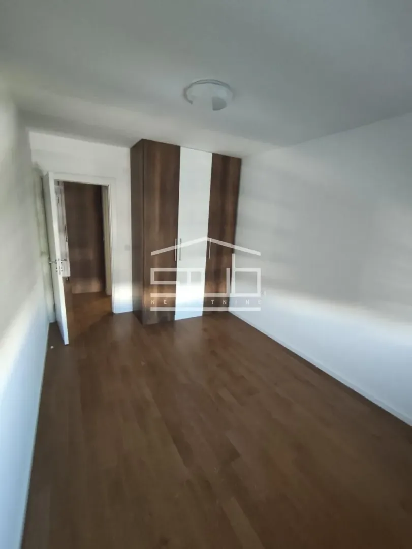 Sale, three bedroom apartment, 66m², Višnjička Banja, Palilula Sve Podlokacije