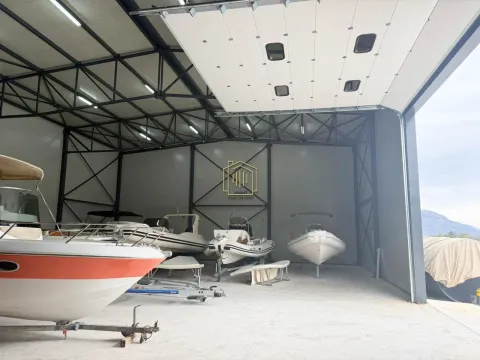 Izdavanje, poslovni prostor, 1000m², Brežine, Podgorica - image 3