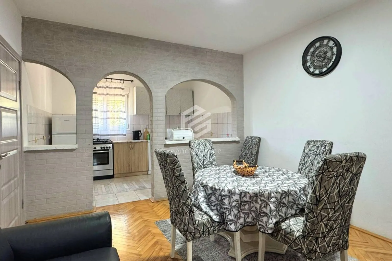 Rent, house, 160m², Gornja Gorica, Podgorica