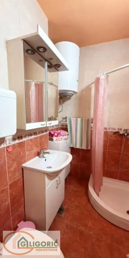 Prodaja, dvosoban stan, 69m², Novi Beograd Blok 62, Novi Beograd Sve Podlokacije