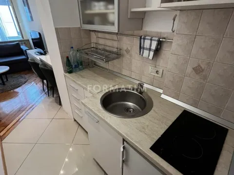Rent, one bedroom apartment, 25m², Vračar Centar, Vračar Sve Podlokacije - image 5